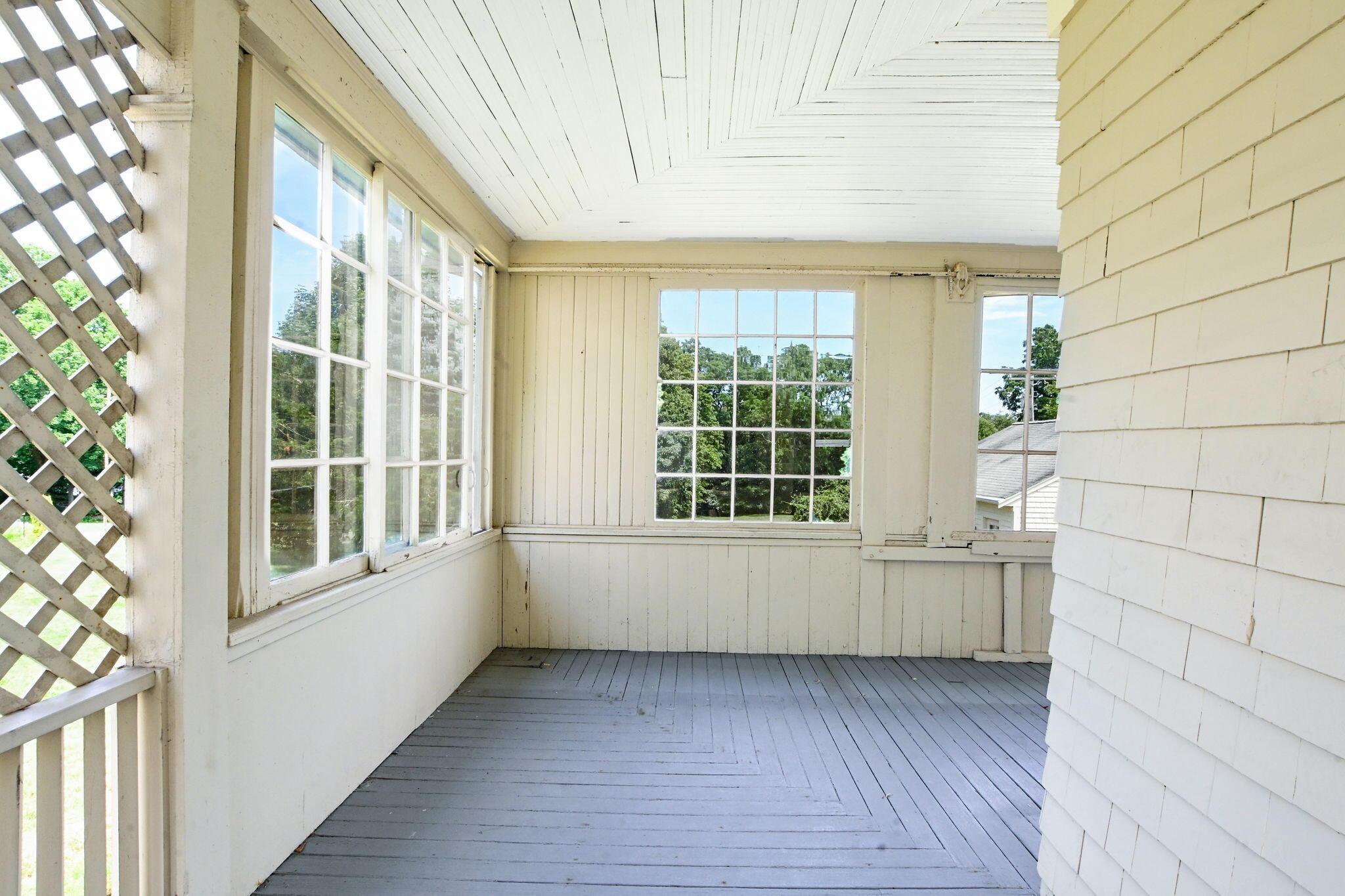 1067 Sandwich Road Sagamore, MA 02561 - Photo 15 of 35 Enclosed Porch