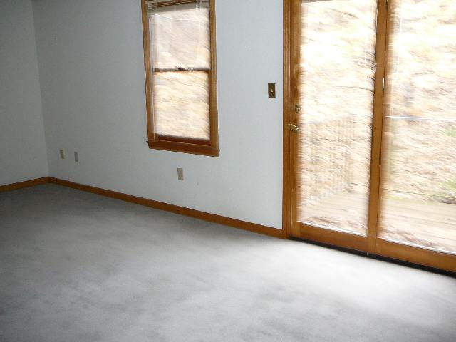 1533 North Woodbury Road Seneca, SC 29672 - Photo 13 of 20 Gallery Image 13