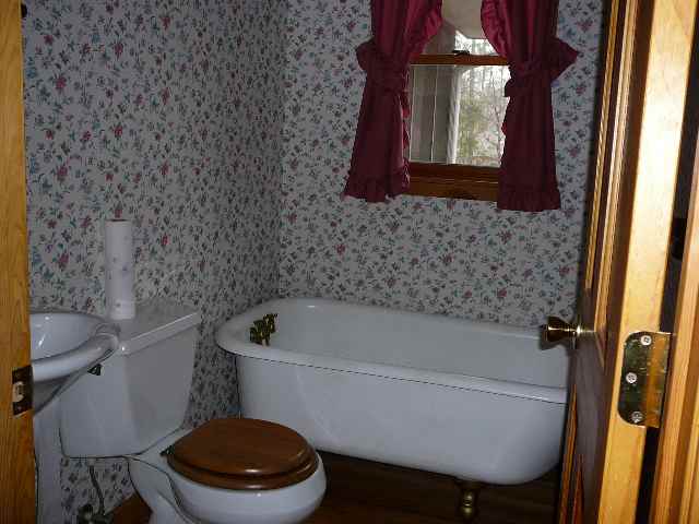 1533 North Woodbury Road Seneca, SC 29672 - Photo 8 of 20 Gallery Image 8