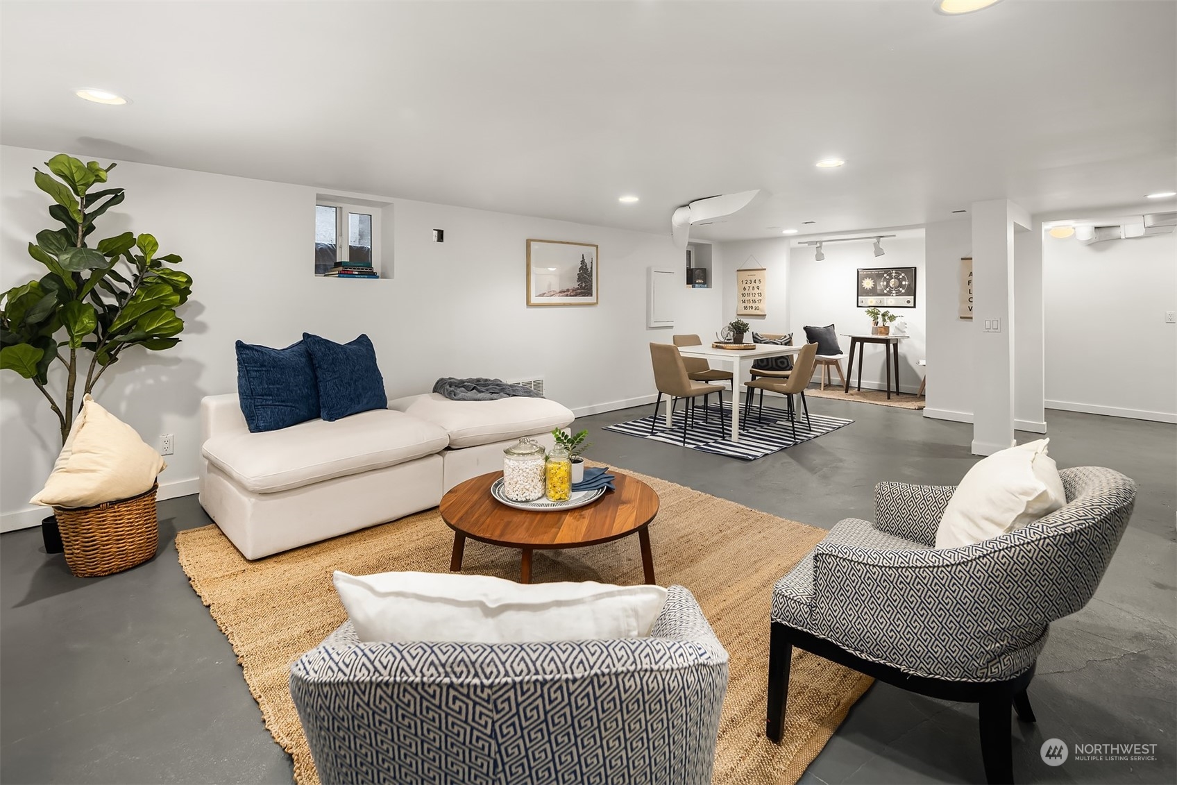 1107 36th Avenue East Seattle, WA 98112 - Photo 25 of 31