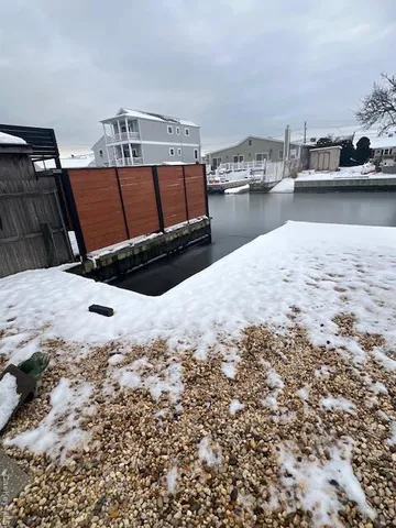 $539,000 | 817 Ocean Street, Lindenhurst, NY 11757