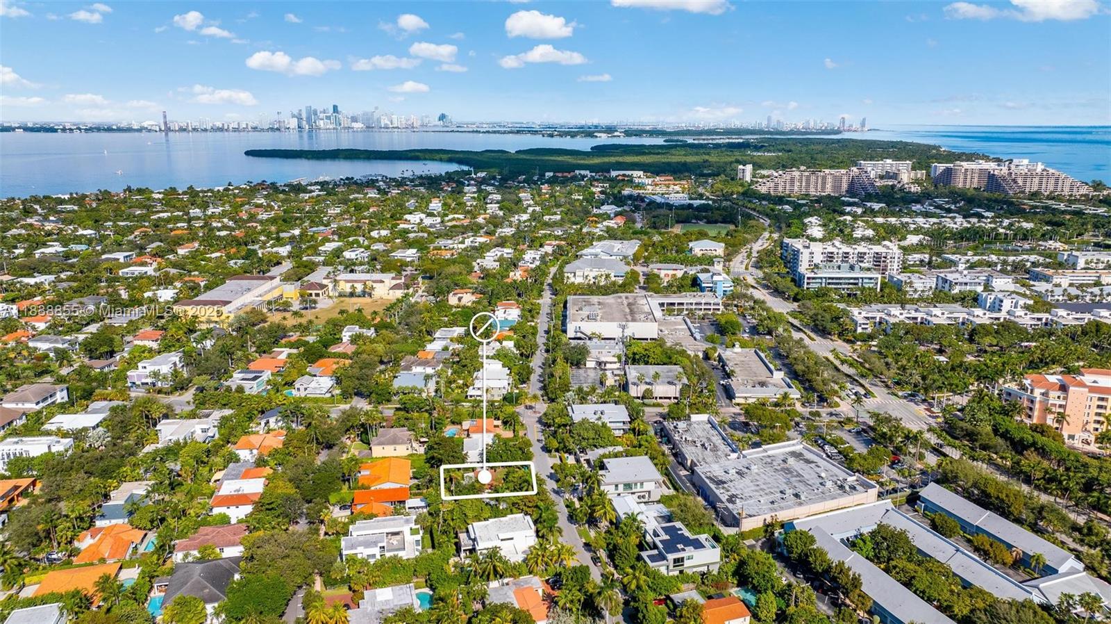738 Fernwood Road Key Biscayne, FL 33149 - Photo 23 of 43 a view of a city