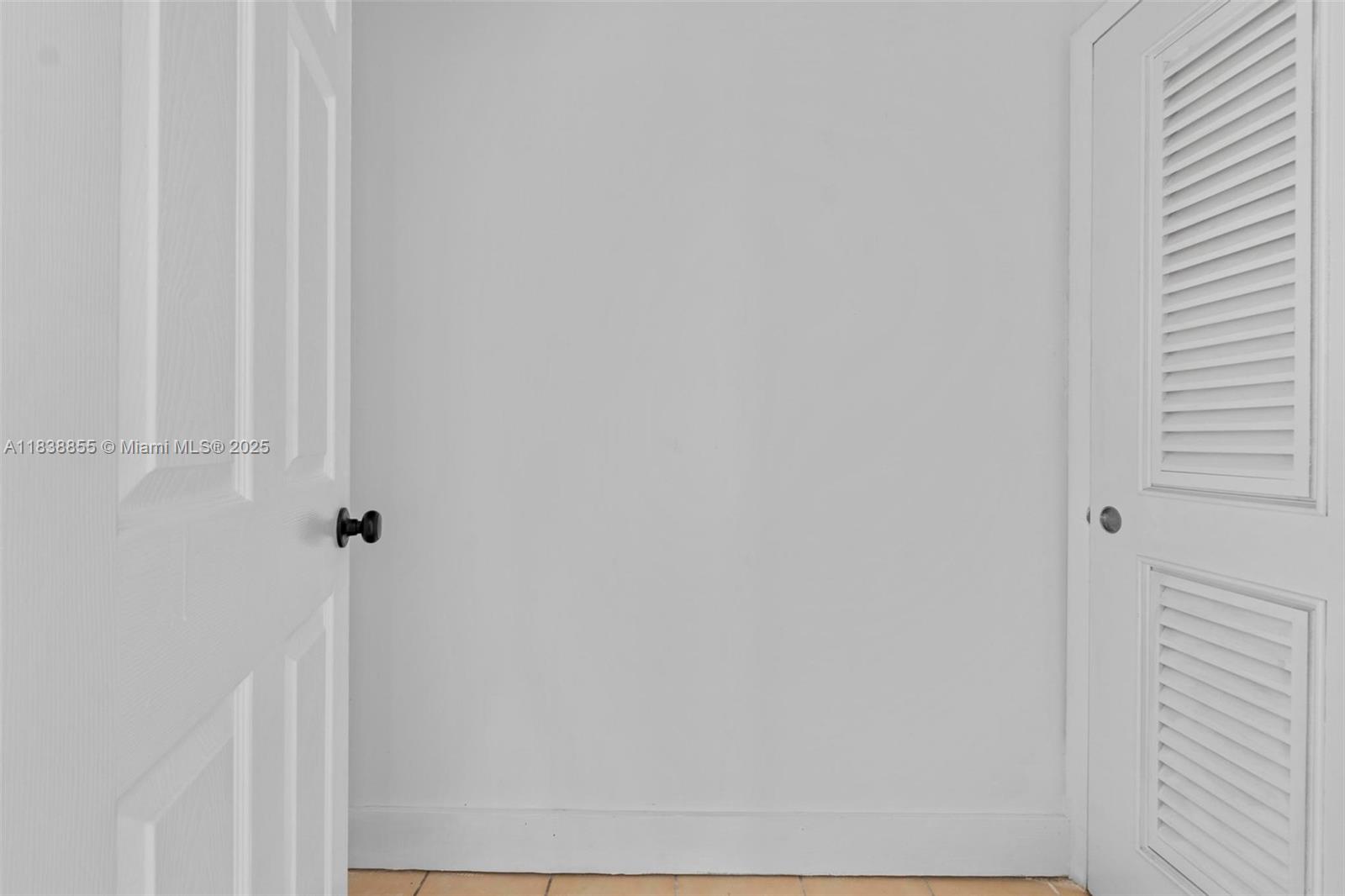 738 Fernwood Road Key Biscayne, FL 33149 - Photo 25 of 43 a close up view of a curtain