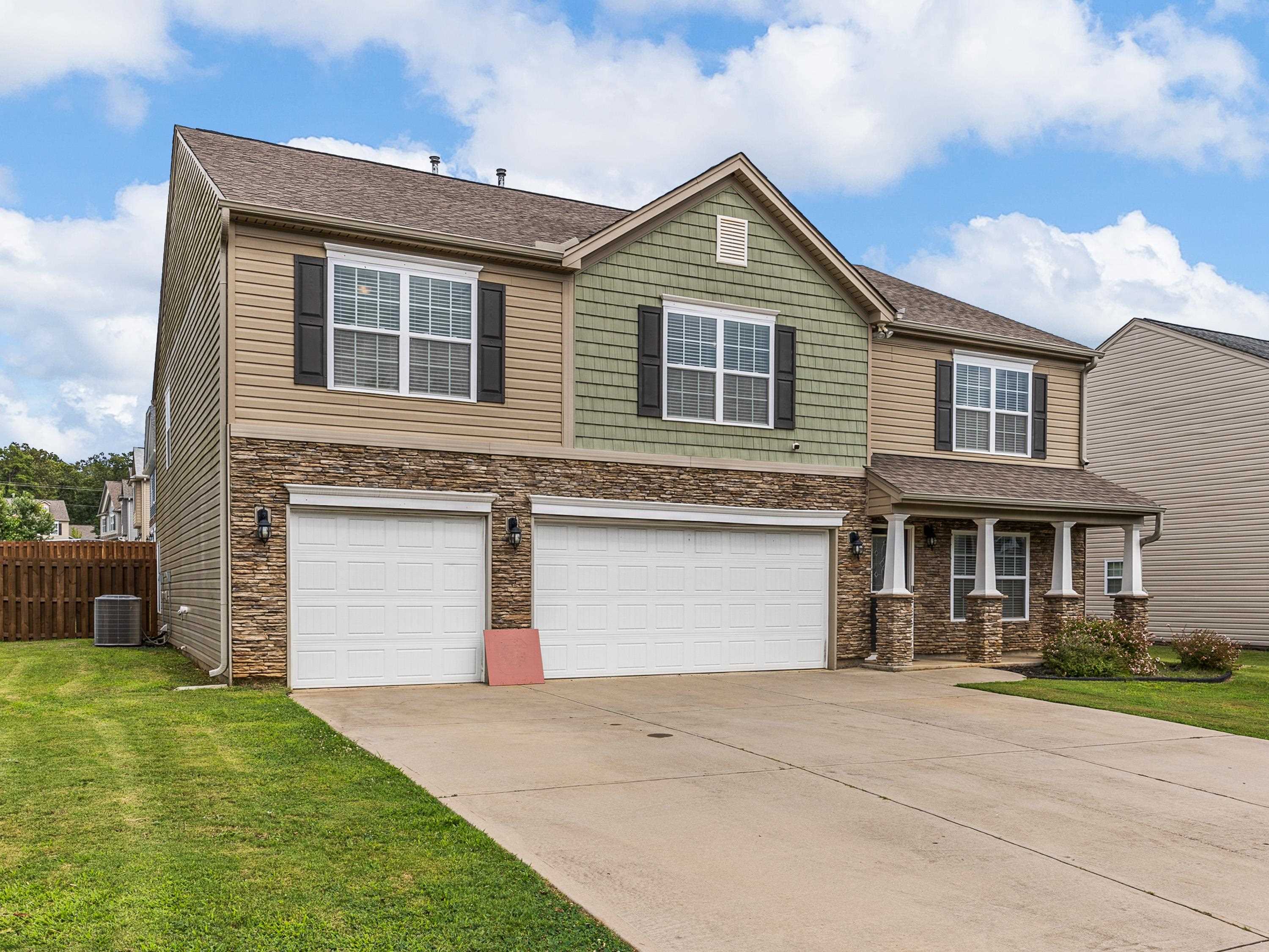 416 Saddleback Trail Duncan, SC 29334 - Photo 2 of 36