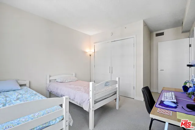 $5,300 | 3141 Michelson Drive, Unit 1506, Irvine, CA 92612