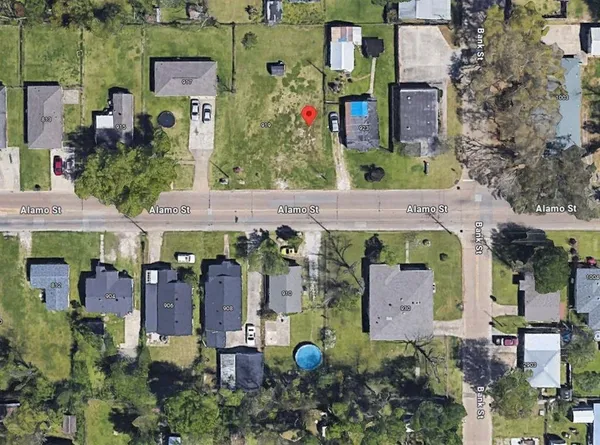$19,800 | 921 Alamo Street, Lake Charles, LA 70601
