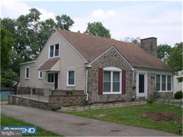 337 Conestoga Road Wayne, PA 19087 - Photo 3 of 7