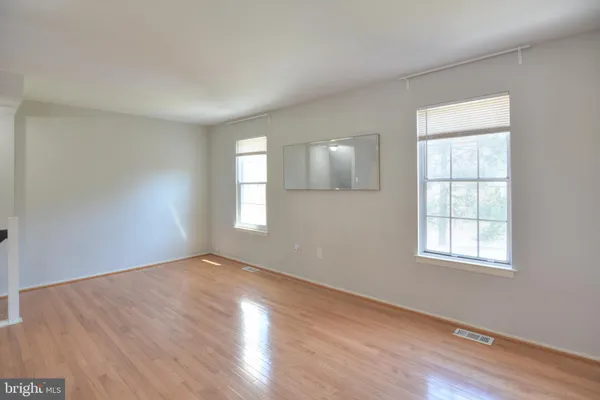 $2,400 | 3 Birdseye Court, Germantown, MD 20874