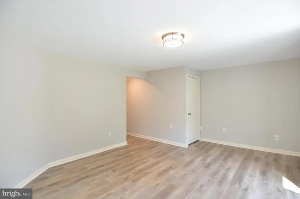 $2,400 | 3 Birdseye Court, Germantown, MD 20874
