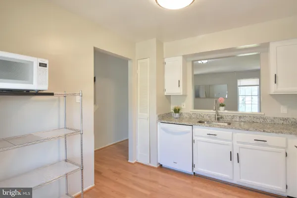 $2,400 | 3 Birdseye Court, Germantown, MD 20874