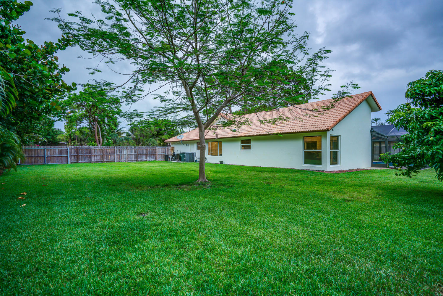 1590 Southwest 14th Drive Boca Raton, FL 33486 - Photo 39 of 48 30@Robert