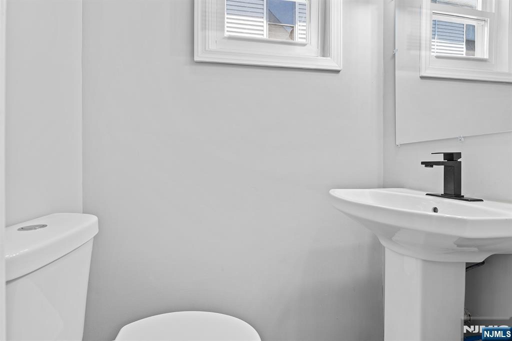7 South Valley Road West Orange, NJ 07052 - Photo 15 of 22 Gallery Image 15