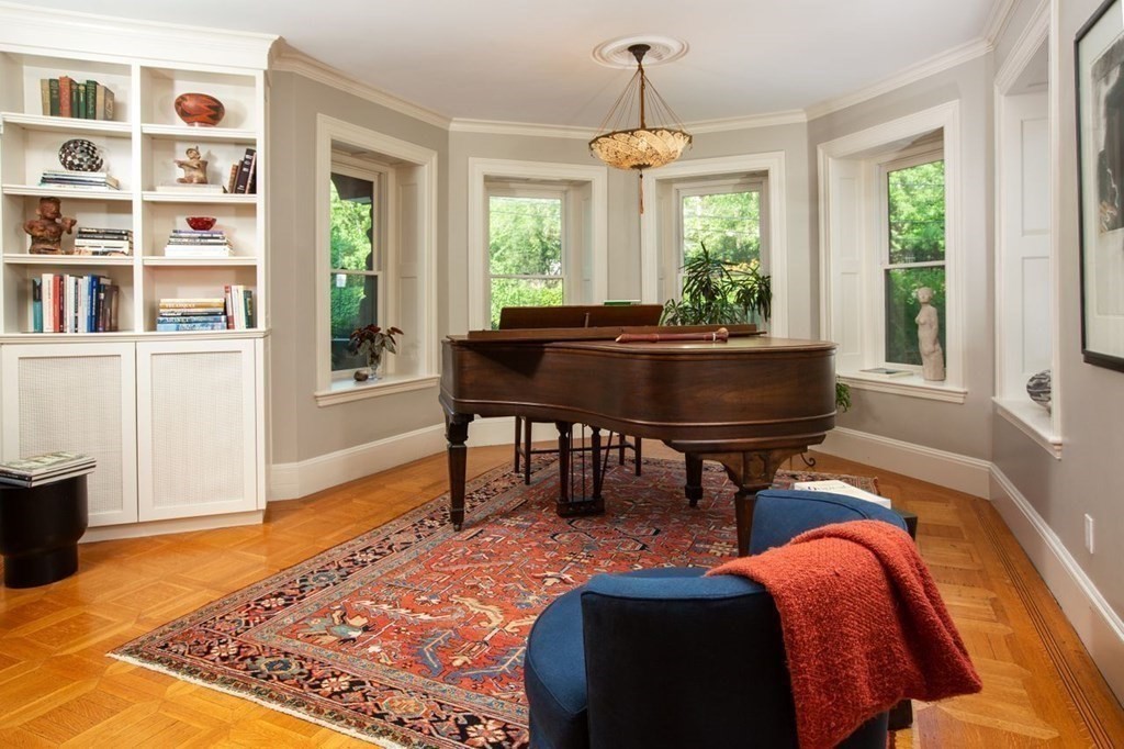 166 Lancaster Terrace Brookline, MA 02446 - Photo 7 of 30