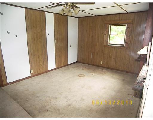655 Two Mile Run Road Ligonier, PA 15658 - Photo 5 of 16 Other. Living Room