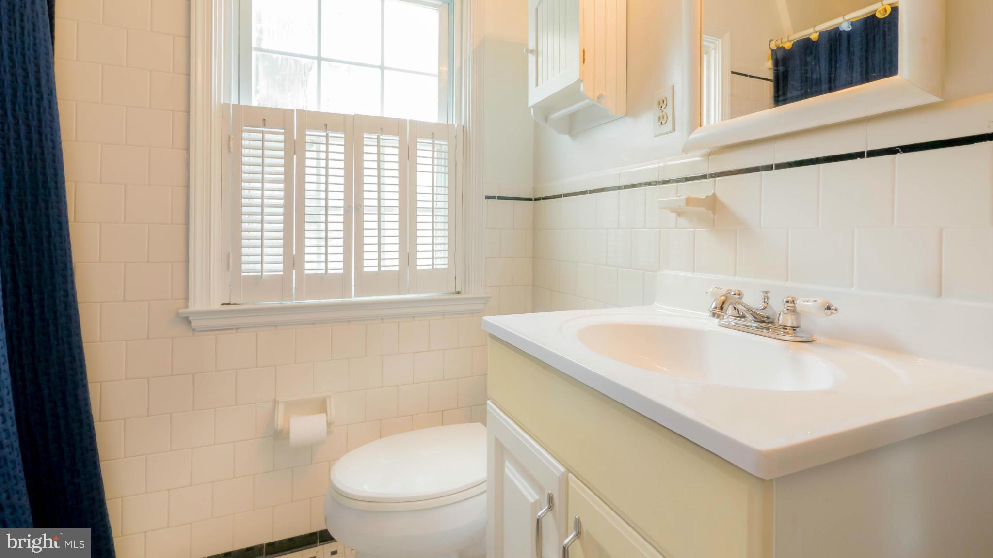 645 Sussex Road Baltimore, MD 21286 - Photo 20 of 30 Bath