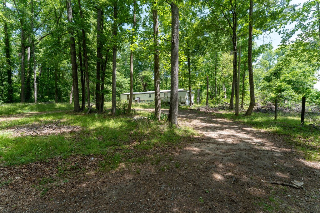 77 Hemlock Drive Clinton, SC 29325 - Photo 13 of 18