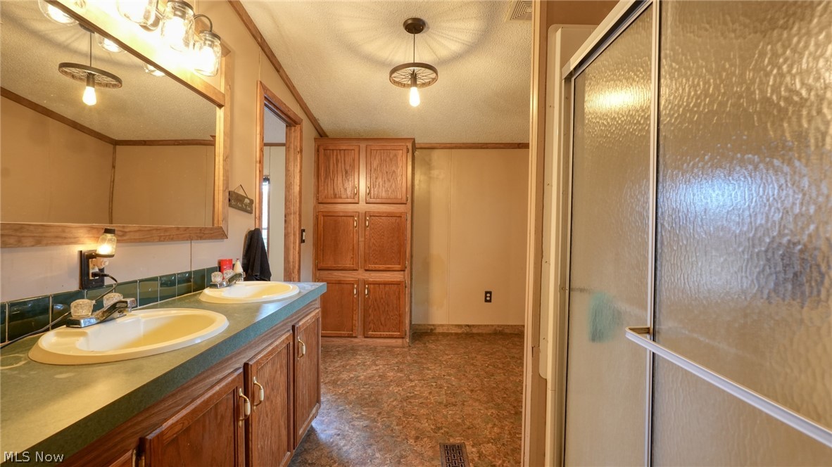 71290 Bates Road Kimbolton, OH 43749 - Photo 32 of 33 Gallery Image 32