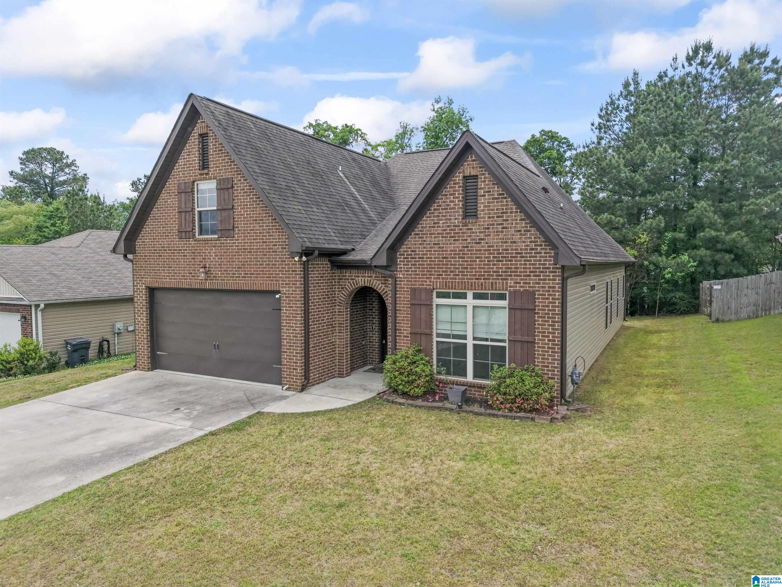 2043 Kerry Circle Calera, AL 35040 - Photo 1 of 38