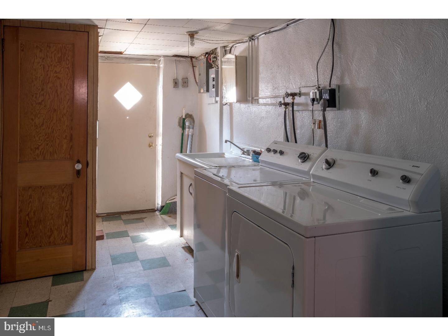 141 Green Valley Road Upper Darby, PA 19082 - Photo 10 of 13 Basement - Finished