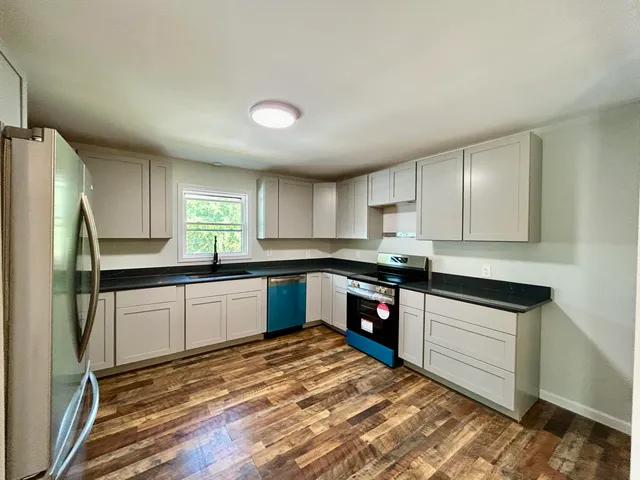 $279,900 | 365 West Pine Street, Varnville, SC 29944