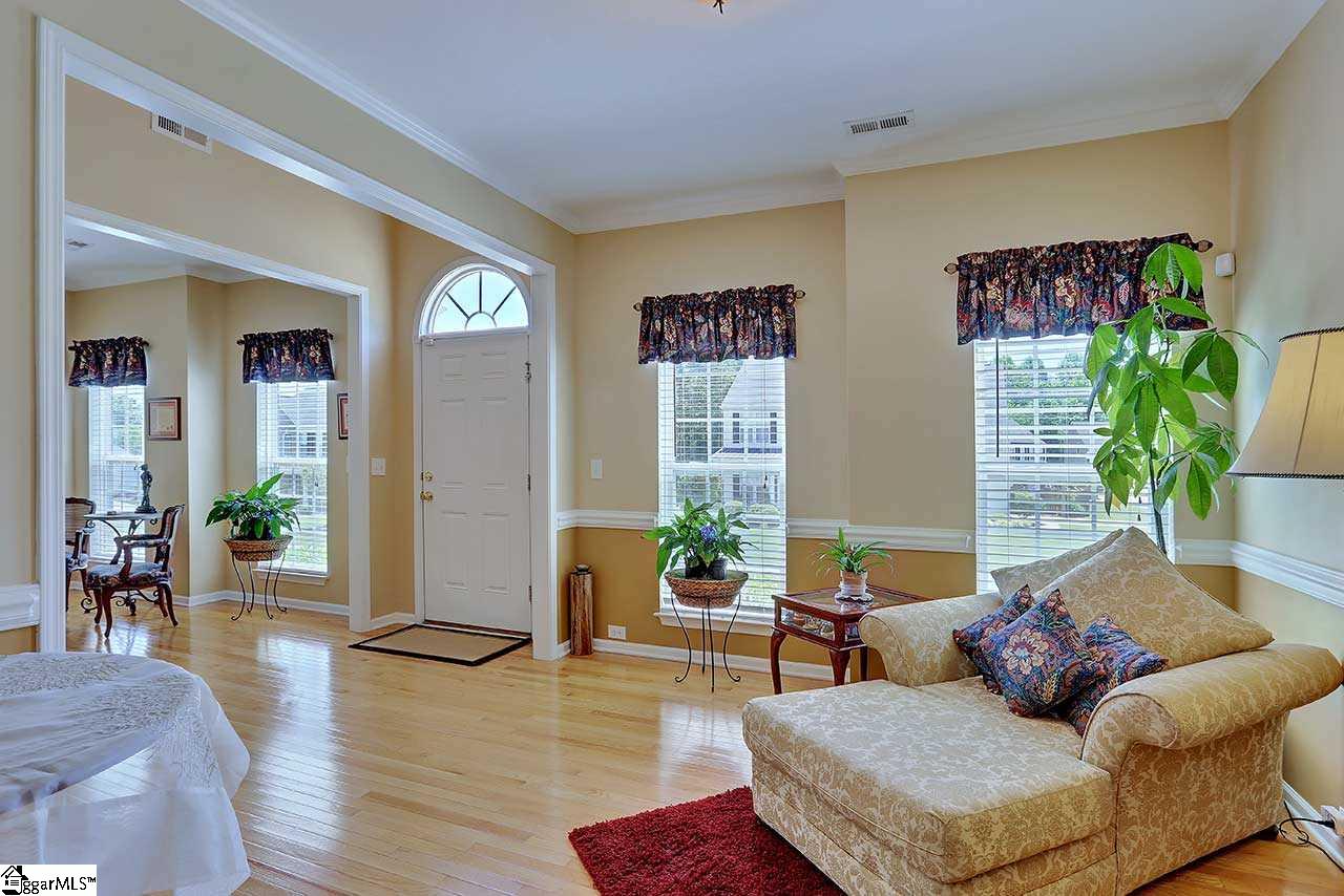 212 Amberleaf Way Simpsonville, SC 29681 - Photo 11 of 36 Gallery Image 11