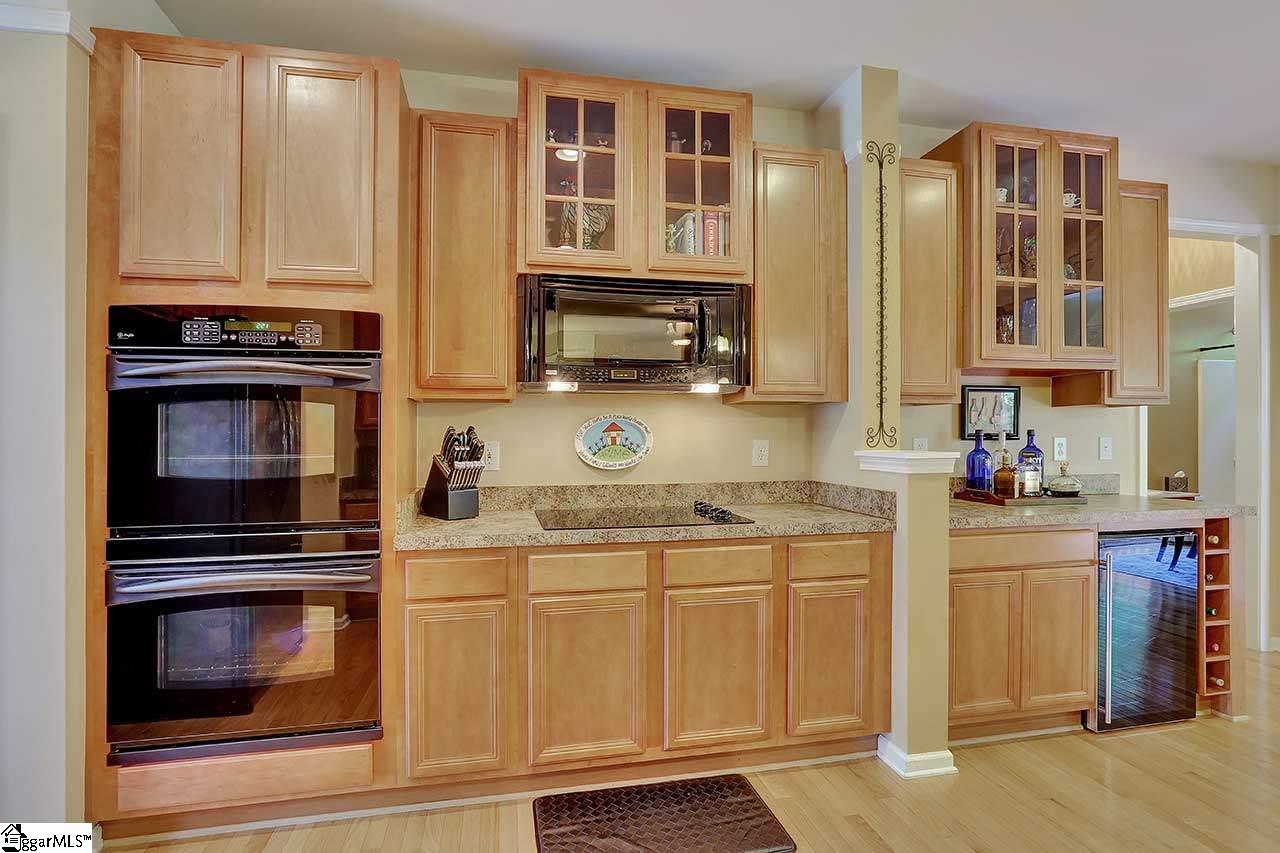 212 Amberleaf Way Simpsonville, SC 29681 - Photo 13 of 36 Gallery Image 13