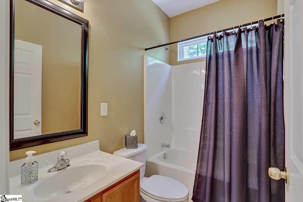 212 Amberleaf Way Simpsonville, SC 29681 - Photo 20 of 36 Gallery Image 20