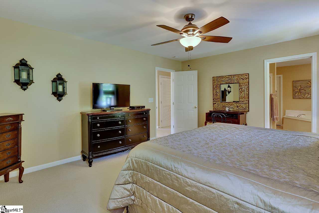 212 Amberleaf Way Simpsonville, SC 29681 - Photo 24 of 36 Gallery Image 24