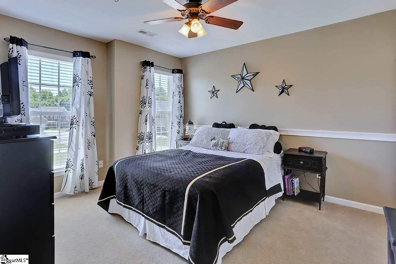 212 Amberleaf Way Simpsonville, SC 29681 - Photo 32 of 36 Gallery Image 32