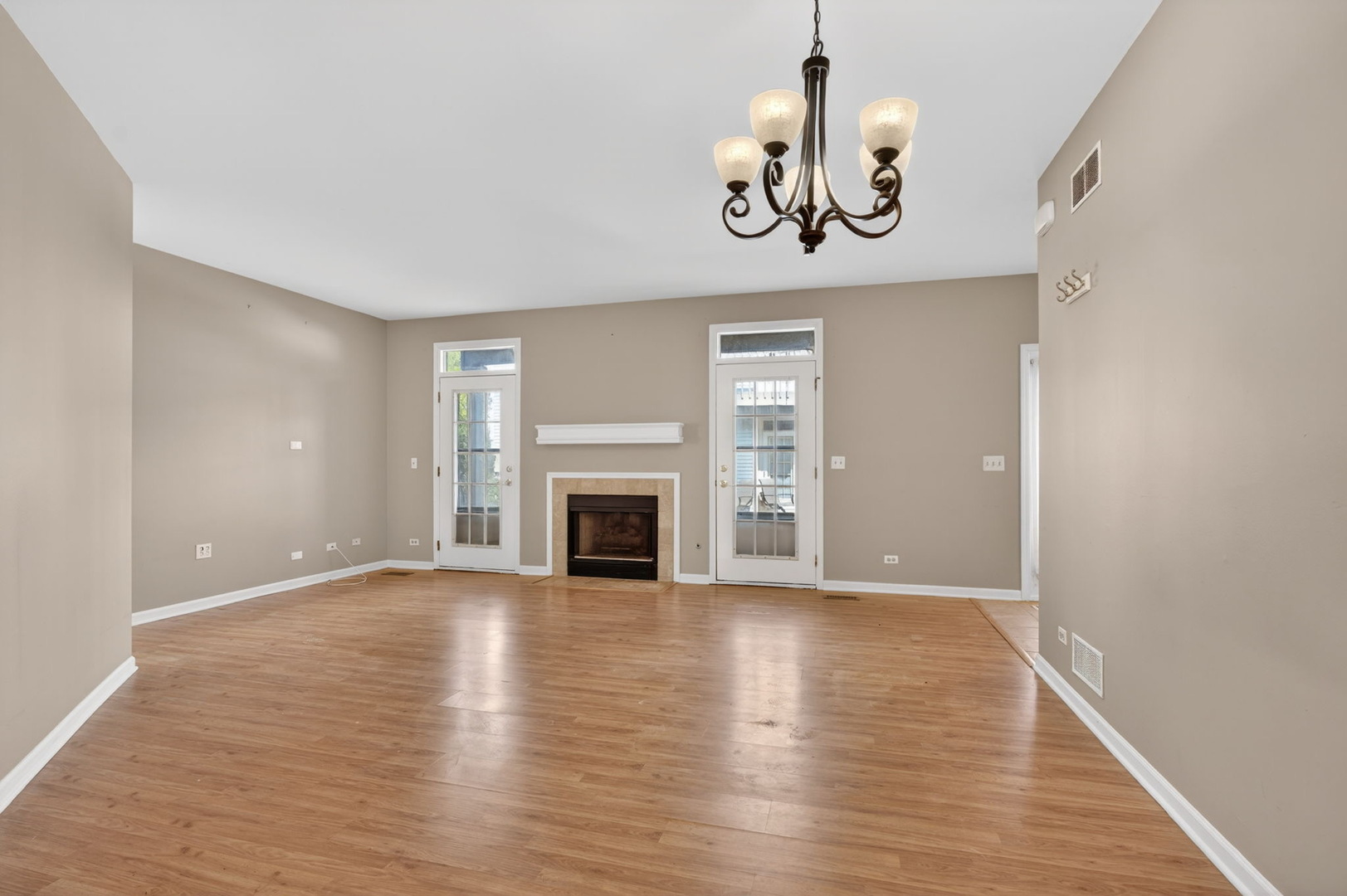 1226 Rhodes Lane, Unit 1226 Naperville, IL 60540 - Photo 11 of 32