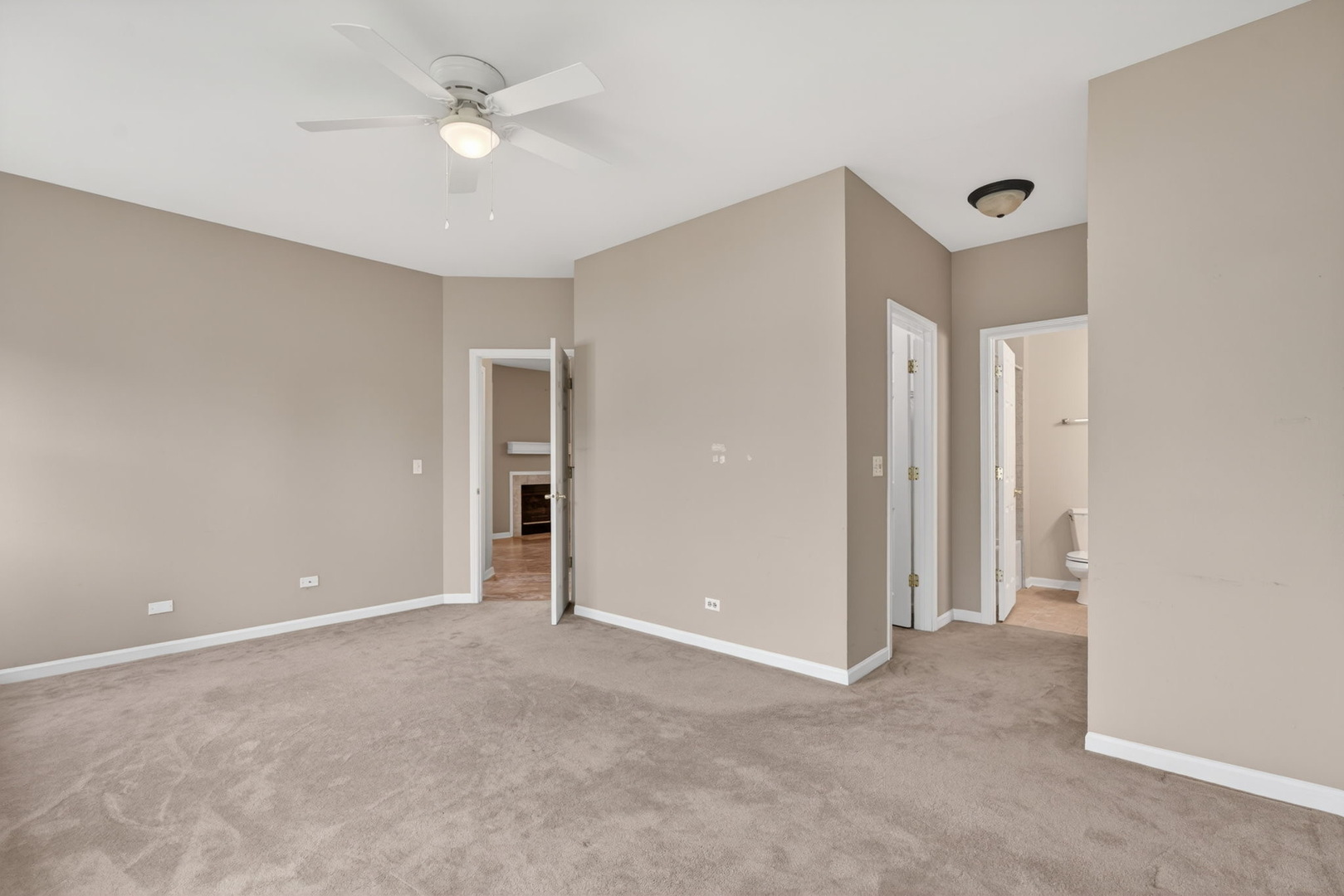 1226 Rhodes Lane, Unit 1226 Naperville, IL 60540 - Photo 22 of 32