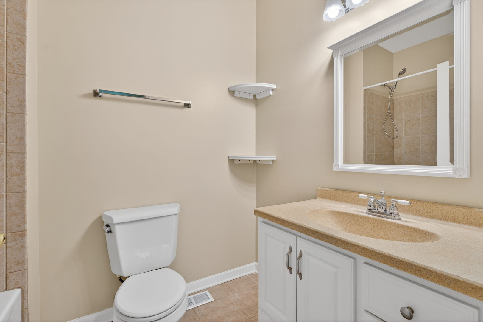 1226 Rhodes Lane, Unit 1226 Naperville, IL 60540 - Photo 25 of 32