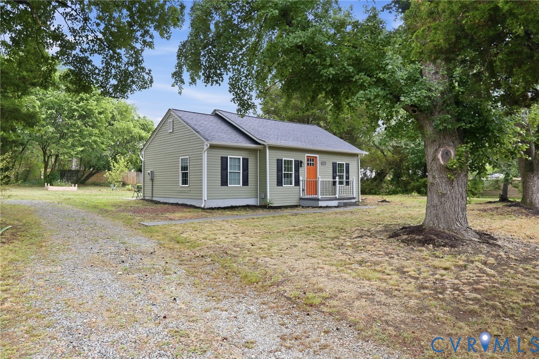 1374 School House Road Henrico, VA 23231 - Photo 2 of 24