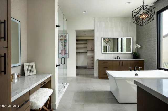 $4,195,000 | 8152 East Tortuga View Lane, Scottsdale, AZ 85266