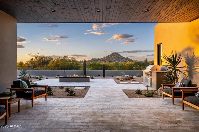 $4,195,000 | 8152 East Tortuga View Lane, Scottsdale, AZ 85266