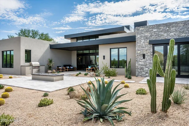 $4,195,000 | 8152 East Tortuga View Lane, Scottsdale, AZ 85266