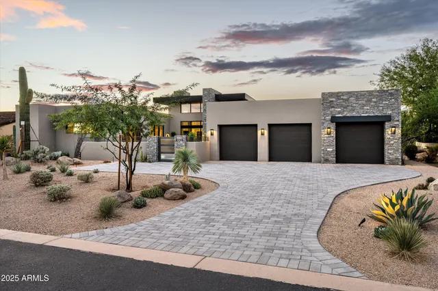 $4,195,000 | 8152 East Tortuga View Lane, Scottsdale, AZ 85266