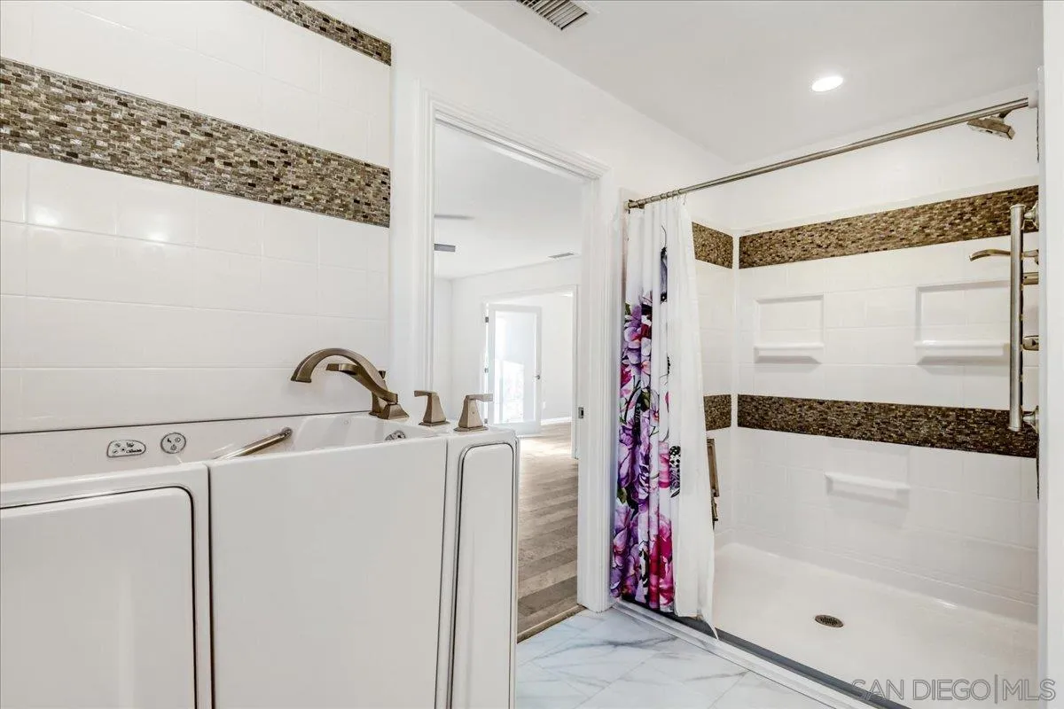 2679 Ferdinand Road El Cajon, CA 92020 - Photo 21 of 29