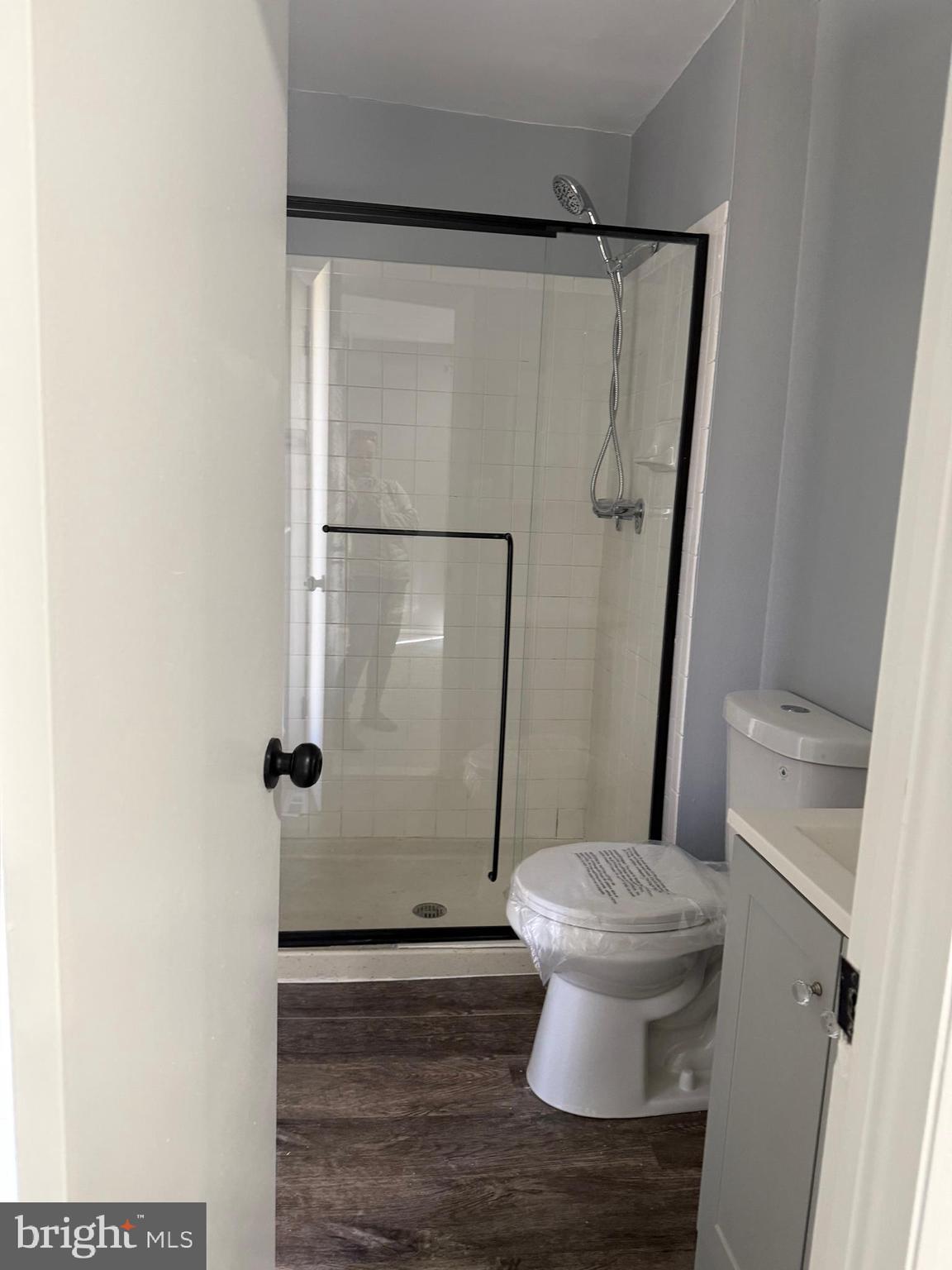 1901 Greenberry Road Baltimore, MD 21209 - Photo 22 of 53 Primary Bedroom Bath