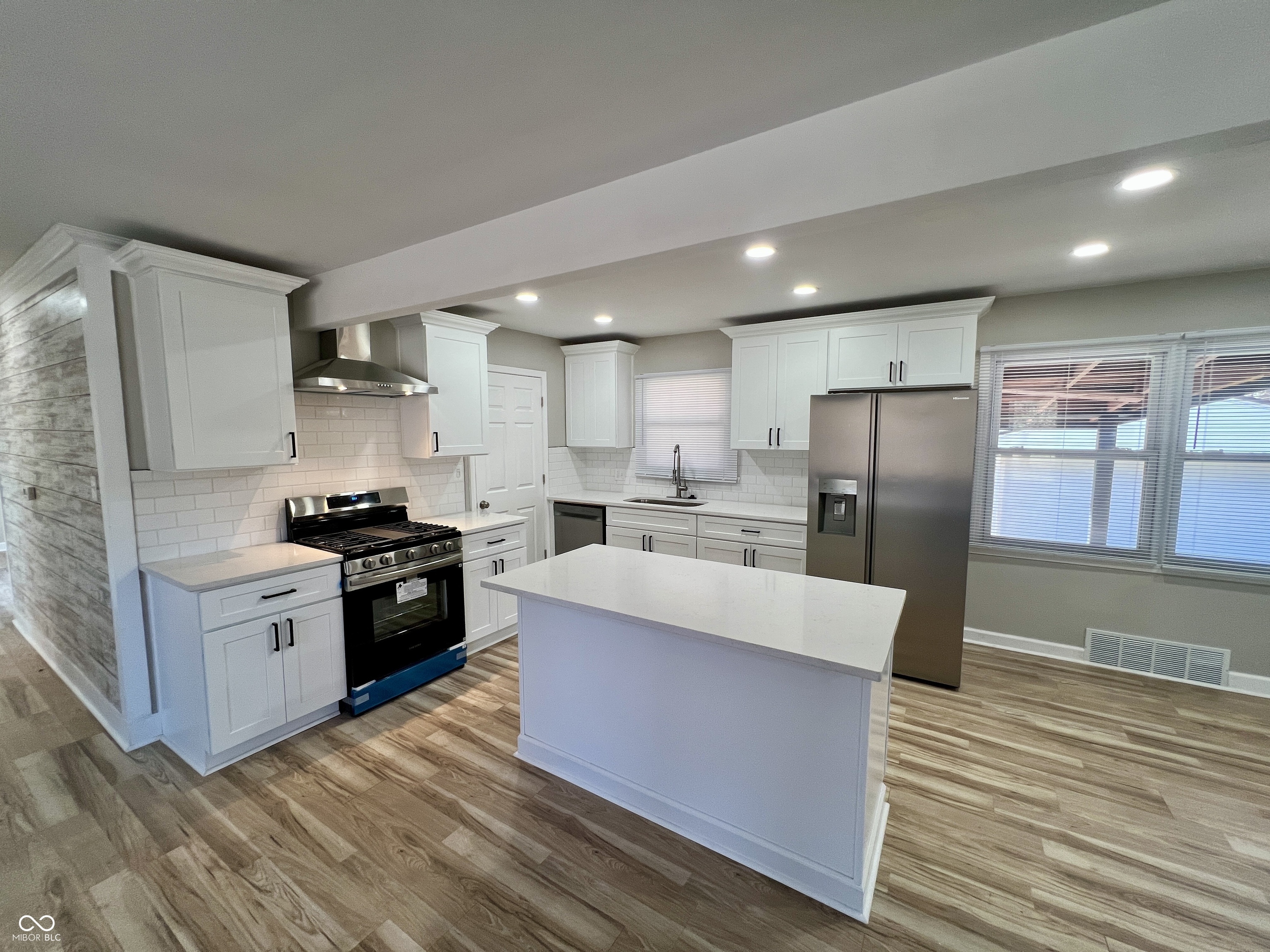 5736 Sharon Road Indianapolis, IN 46228 - Photo 8 of 43