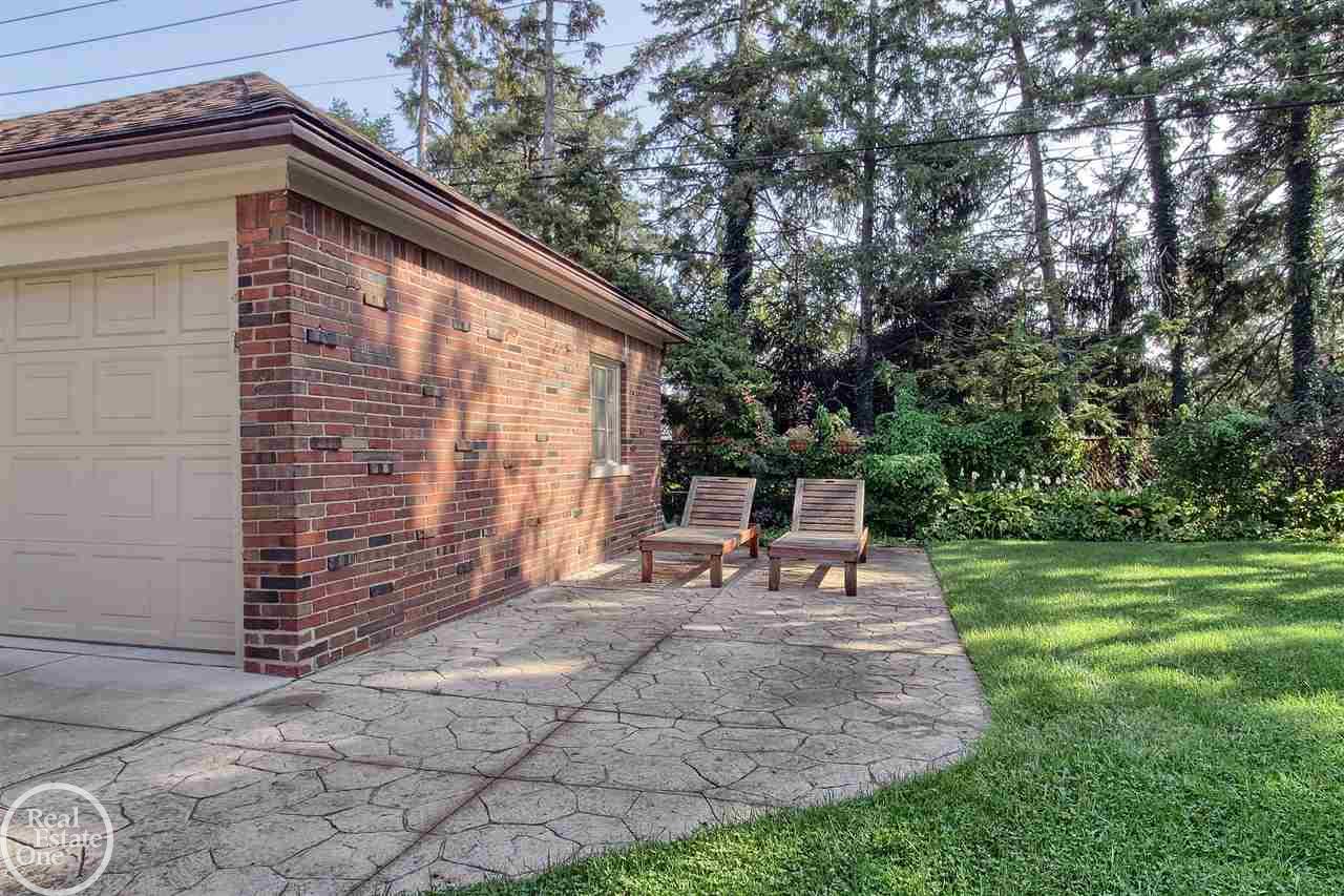1170 Harvard Road Grosse Pointe Park, MI 48230 - Photo 27 of 30