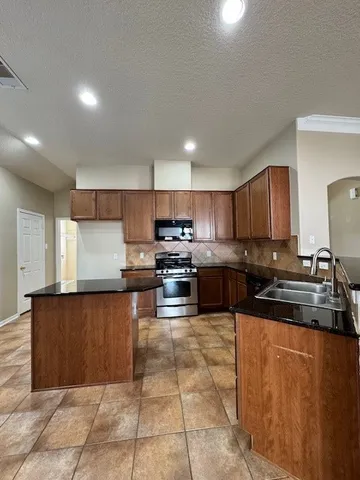 $2,295 | 18426 Cypress Lake Village Drive, Cypress, TX 77429