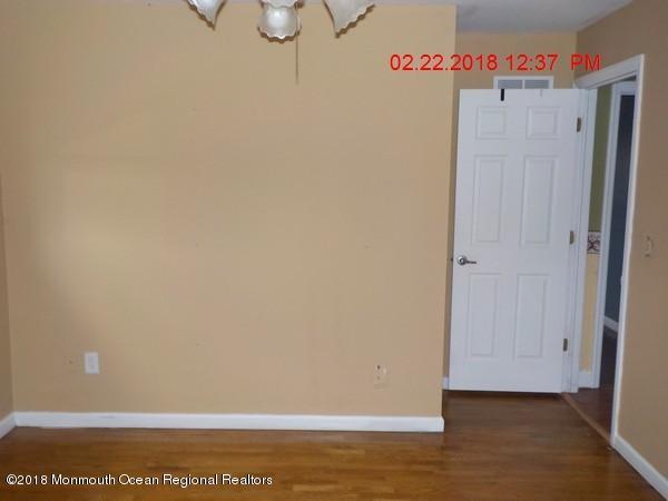 71 Sunnyside Road Howell, NJ 07731 - Photo 17 of 24 111_timestamp