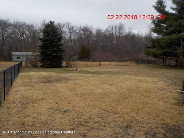 71 Sunnyside Road Howell, NJ 07731 - Photo 4 of 24 078_timestamp