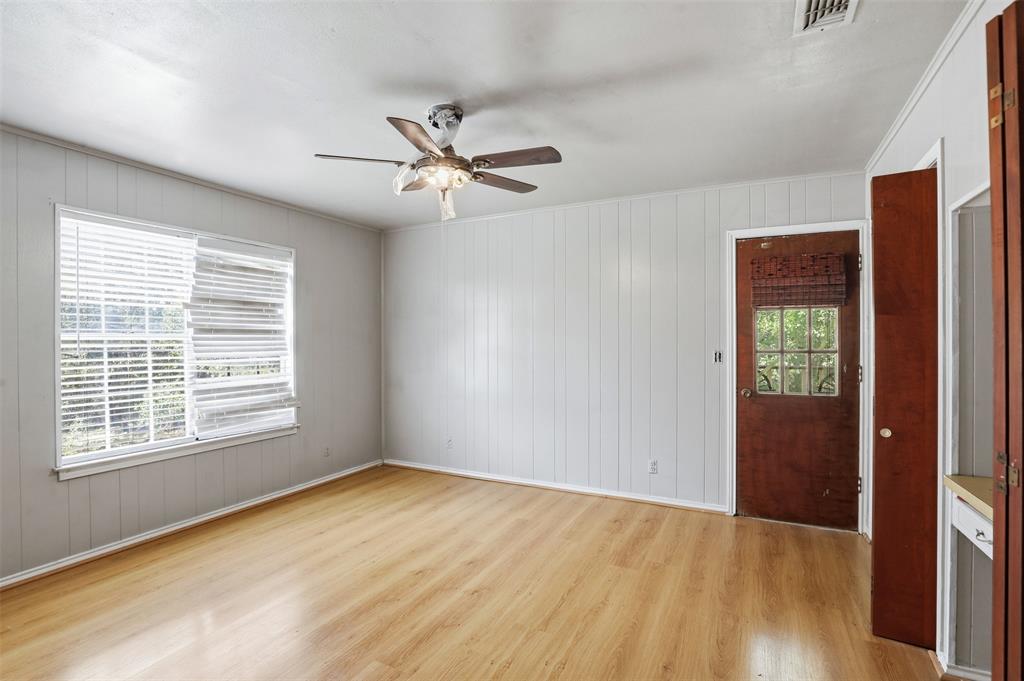 4298 Knob Road Springtown, TX 76082 - Photo 17 of 25