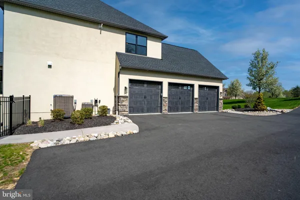 $1,375,000 | 233 European Drive, Fleetwood, PA 19522