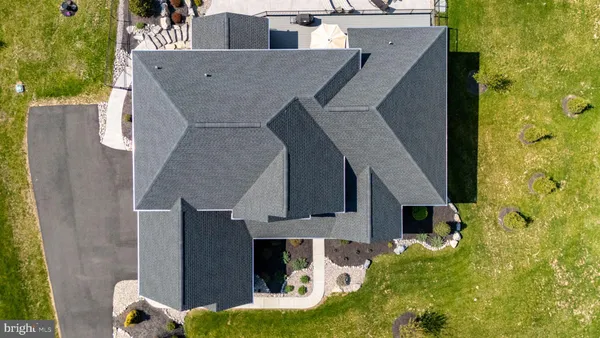 $1,375,000 | 233 European Drive, Fleetwood, PA 19522