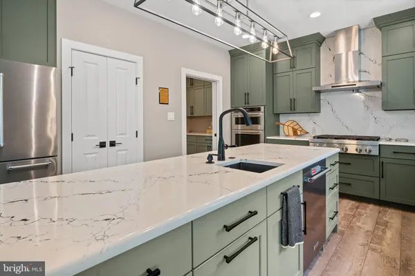 $1,375,000 | 233 European Drive, Fleetwood, PA 19522