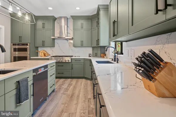 $1,375,000 | 233 European Drive, Fleetwood, PA 19522