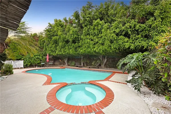 $989,900 | 11858 Haro Avenue, Downey, CA 90241